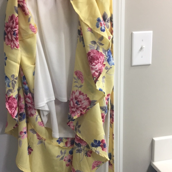 Boutique wrap dress - Picture 3 of 3